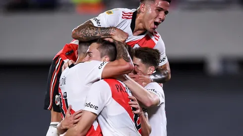 El festejo de los jugadores después del gol de Julián Álvarez.