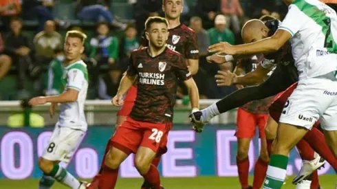 Felipe Peña cumplió otra gran actuación con la camiseta de River