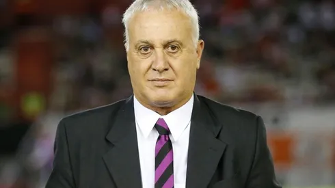 El Beto manifestó que hay que darle apoyo al volante ofensivo colombiano de River.