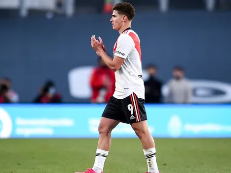 ¿Julián Álvarez puede jugar contra Banfield?