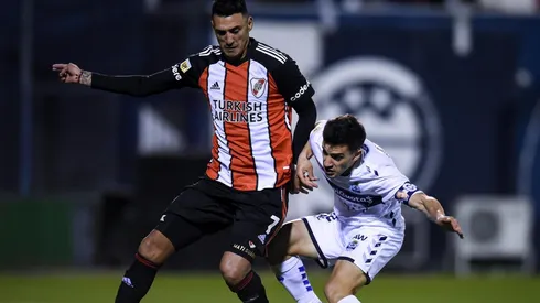 Matías Suárez, pieza clave de River, podría operarse de su rodilla en la que sufre una sinovitis, aunque los médicos esperarían hasta fin de año para tomar la decisión.