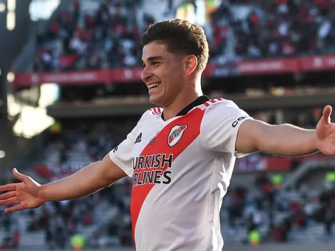 VIDEO: el doblete de Julián Álvarez en el superclásico