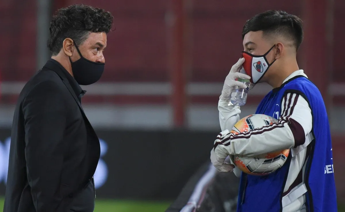 Matías Gallardo habló de todo con La Página Millonaria: sus comienzos en River, el deseo de llegar a Primera, jugar con sus hermanos, las charlas con su papá y la etapa de alcanzapelotas.