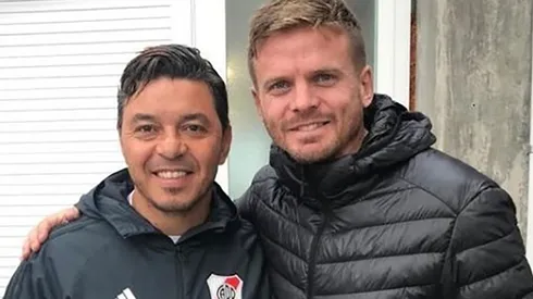 El Tano junto al Muñeco en el River Camp.