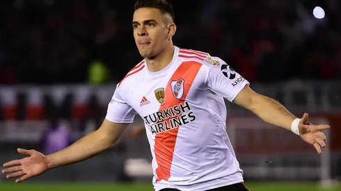 Rafael Santos Borré, actual jugador del Eintracht Frankfurt no se olvidó del Día del Hincha de River y realizó una publicación muy especial en su cuenta de Instagram.