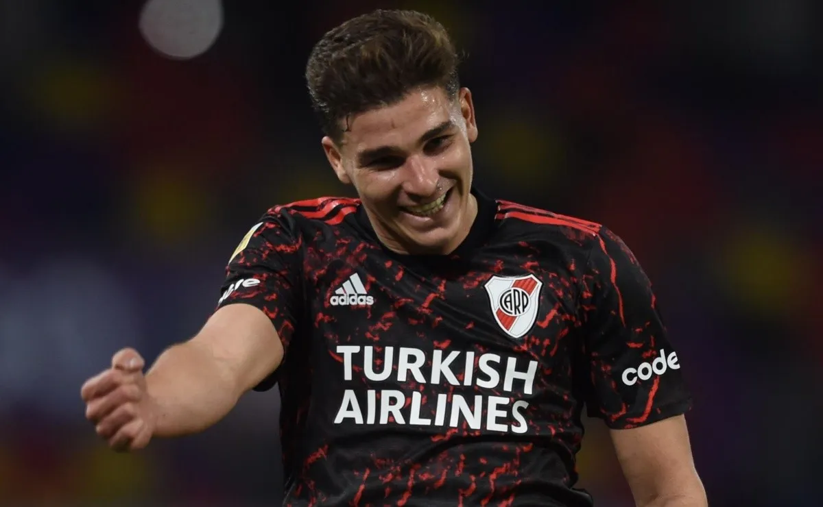 Julián Álvarez es el jugador de River que mayor participación tuvo en los 77 goles que convirtió en lo que va de 2021.