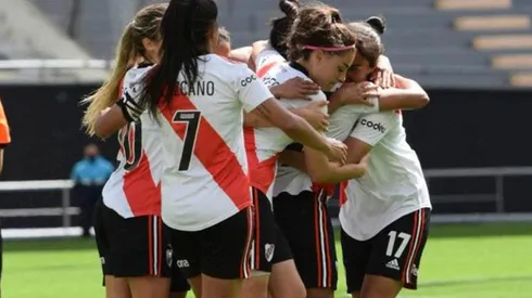 River visitó a Villa San Carlos por la quinta fecha del Clausura, las Millonarias golearon por 7 a 0 y mantuvieron el puntaje perfecto.