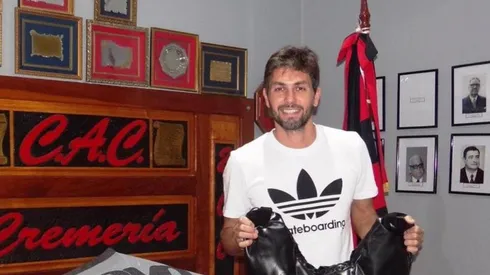 Germán Lux en el Club Atlético Carcarañá, al sur de Santa Fe.