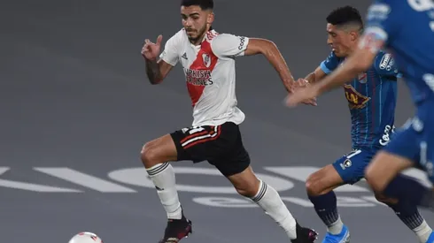 Santiago Simón disputó los 90 minutos ante Arsenal.