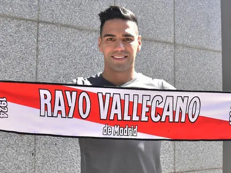 Falcao, con la banda roja y un número muy particular