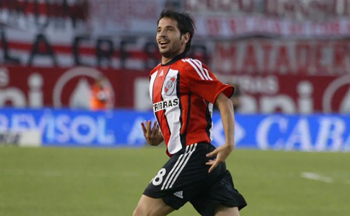 El Pitu sigue jugando al fútbol a los 36 años.