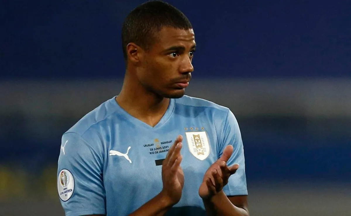 Nicolás De La Cruz volvió a ser convocado por el Maestro Tabárez para disputar la triple fecha de las Eliminatorias, Uruguay enfrentará a Colombia, Argentina y Brasil.
