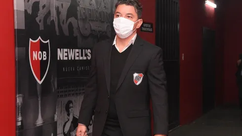 El Muñeco vivió muy intensamente el River-Newell's en Rosario