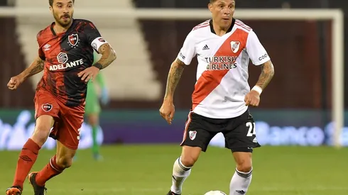 Scocco volvió a enfrentar a River, hizo el gol de Newell's pero no lo gritó.
