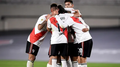 Los resultados de este lunes le dieron una mano a River.