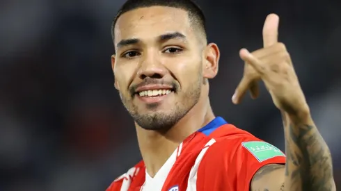 David Martínez, defensor de River, hizo un golazo para Paraguay ante Venezuela en el Estadio Defensores del Chaco por las Eliminatorias.