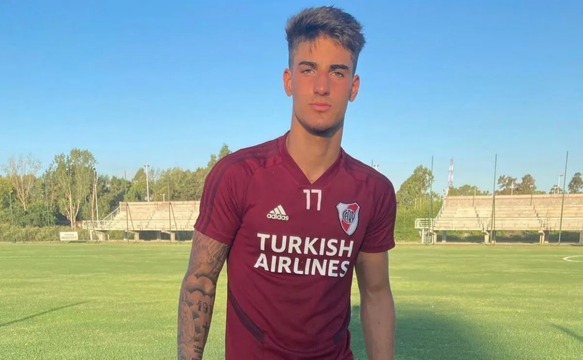El juvenil disputó sus primeros minutos en Reserva ante Independiente.