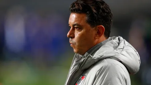 Marcelo Gallardo fue interceptado por un puñado de hinchas a la salida del River Camp y uno de ellos le agradeció por todo lo que hace por River.