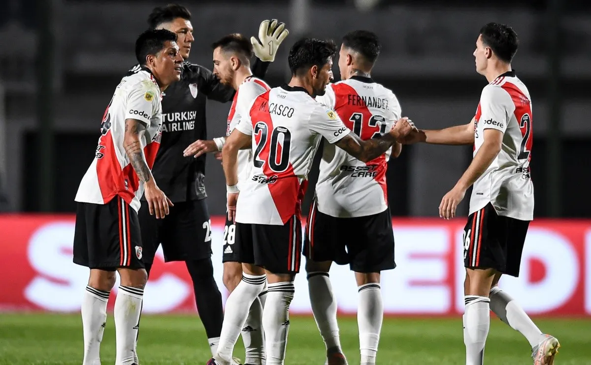 River enfrenta a Independiente en el Monumental por la décima fecha de la Liga Profesional con la misión de ganar para volver a meterse en los clasificados a la Libertadores 2022.