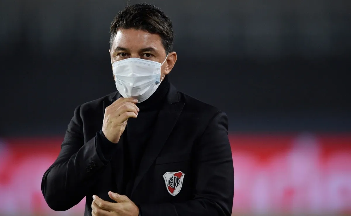 Gallardo y River fueron multados por la Conmebol