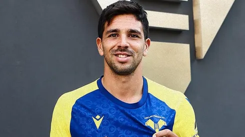 El ex River ya posó con sus nuevos colores.