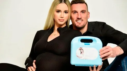 Armani fue papá por primera vez