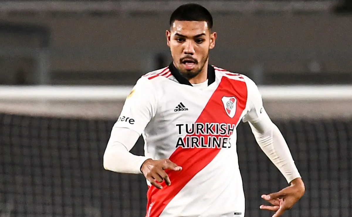 River enfrenta a Aldosivi por la octava fecha de la Liga Profesional en el Estadio Monumental.
