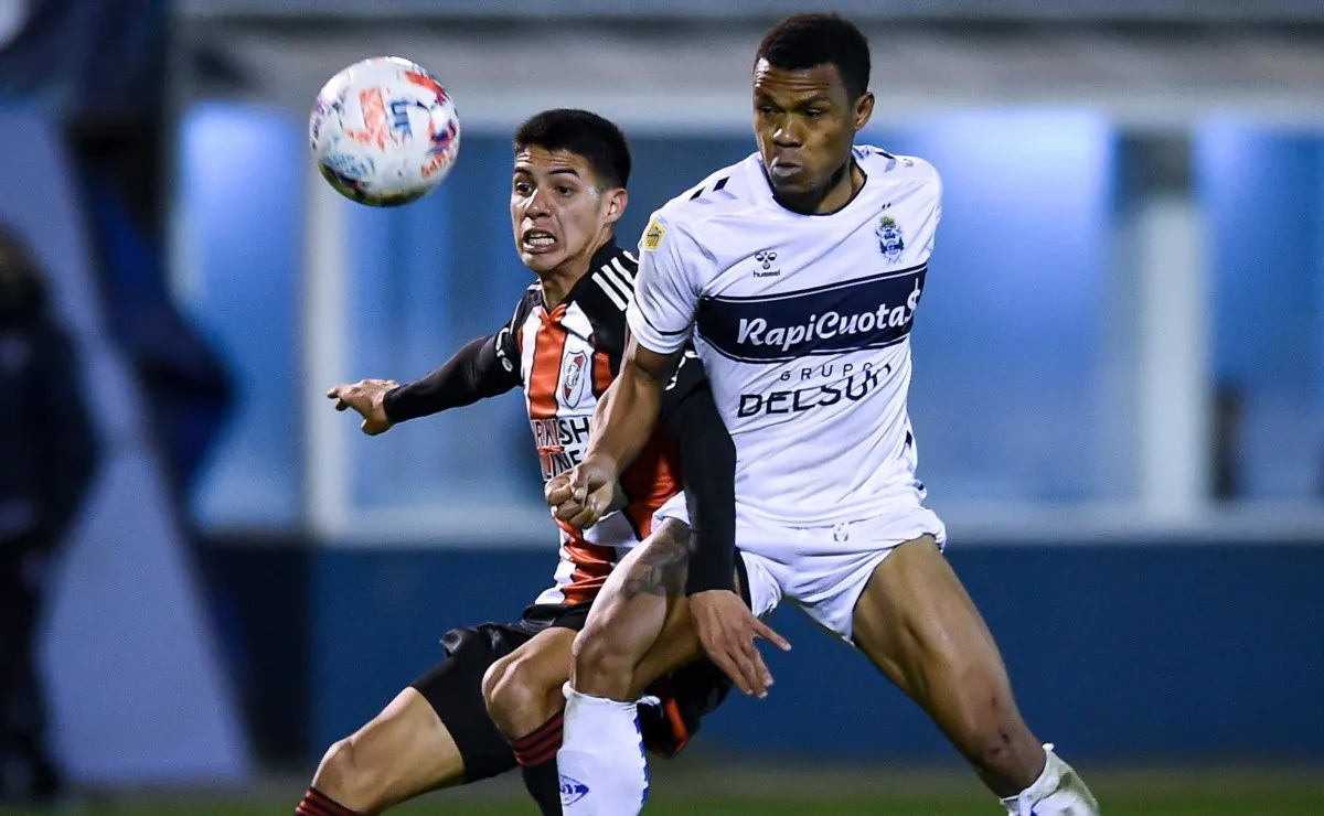 Quién es Tomás Galván, el juvenil que ingresó ante Gimnasia