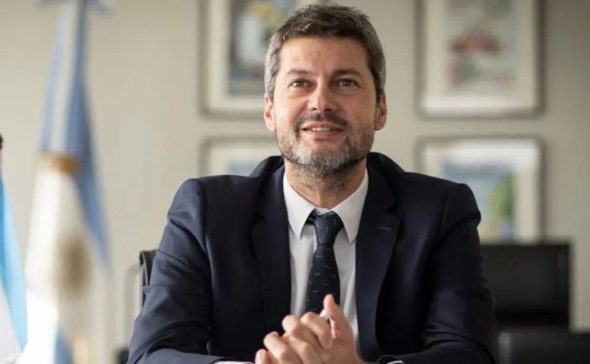 Matías Lammens confirmó las posibles fechas sobre la vuelta del público a las canchas de fútbol