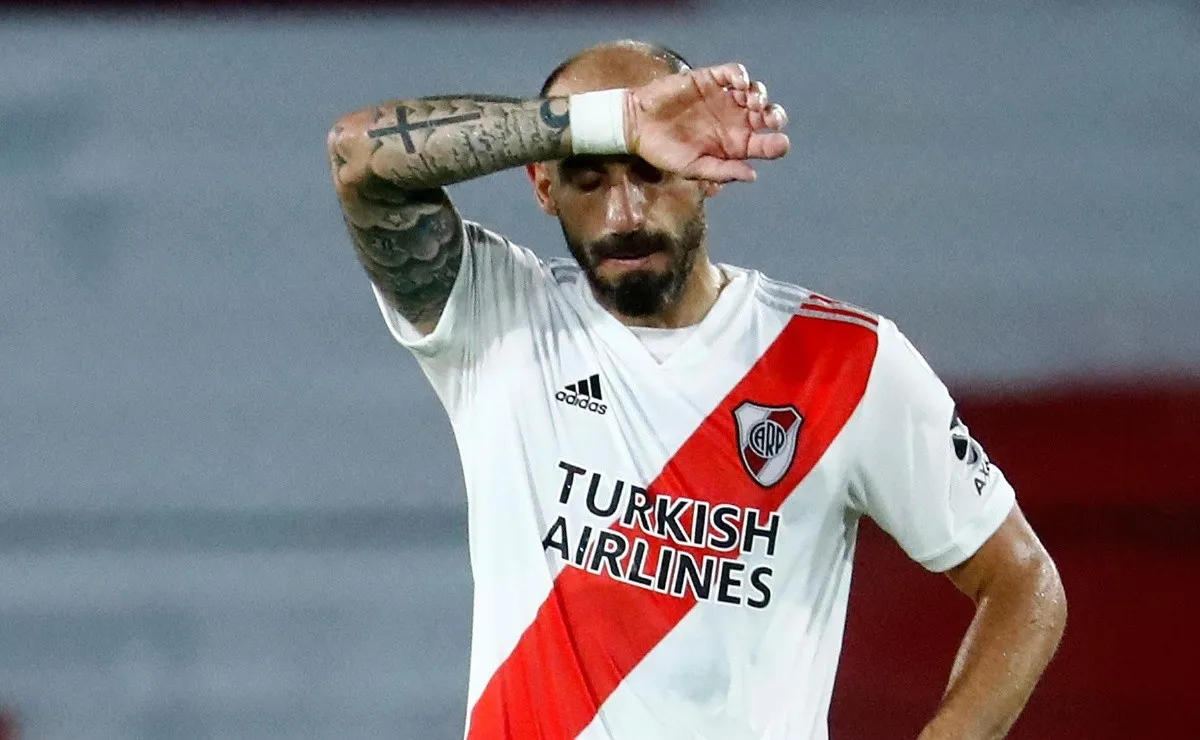 El referente del Millonario deberá estar fuera de las canchas un tiempo.
