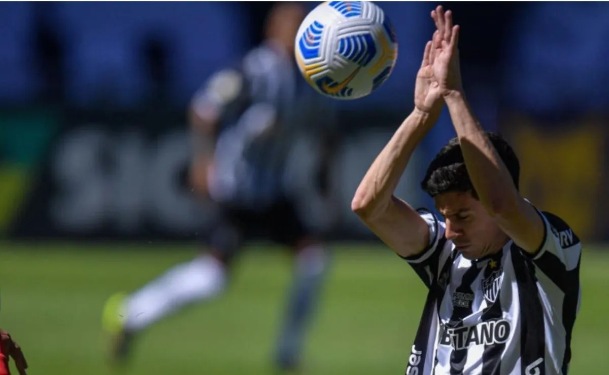 Nacho Fernández jugó 45 minutos en la derrota de Atlético Mineiro