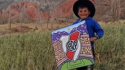 Enzo tiene 10 años y demostró con todo su corazón su amor por River.