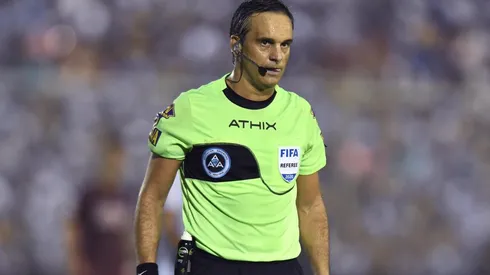La AFA eligió a Loustau como árbitro para el Superclásico.