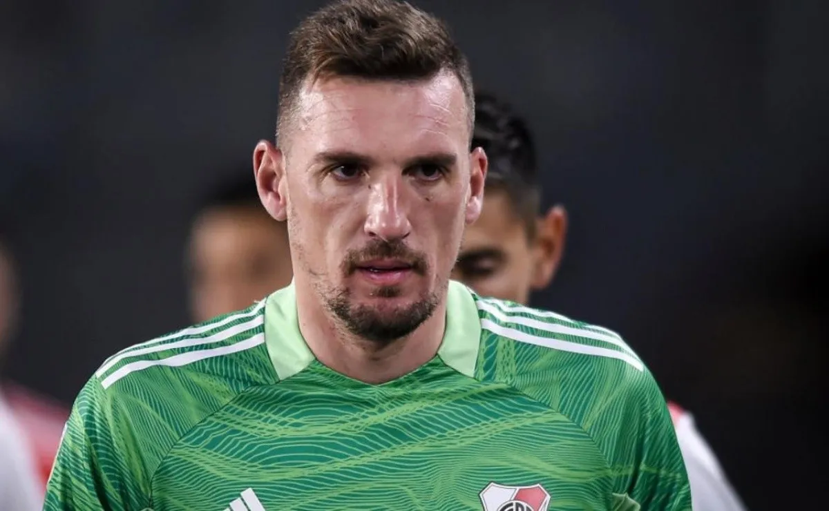 Franco Armani lleva 326 minutos con la valla invicta