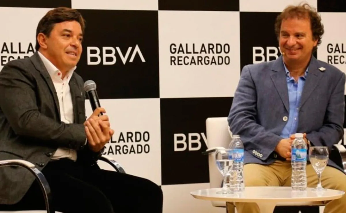 "Ya tiré un centro para el tercer libro"