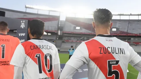 El Millonario subastará cuatro camisetas autografiadas.