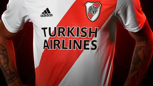 La nueva camiseta de River se estrenará este domingo en el Monumental.