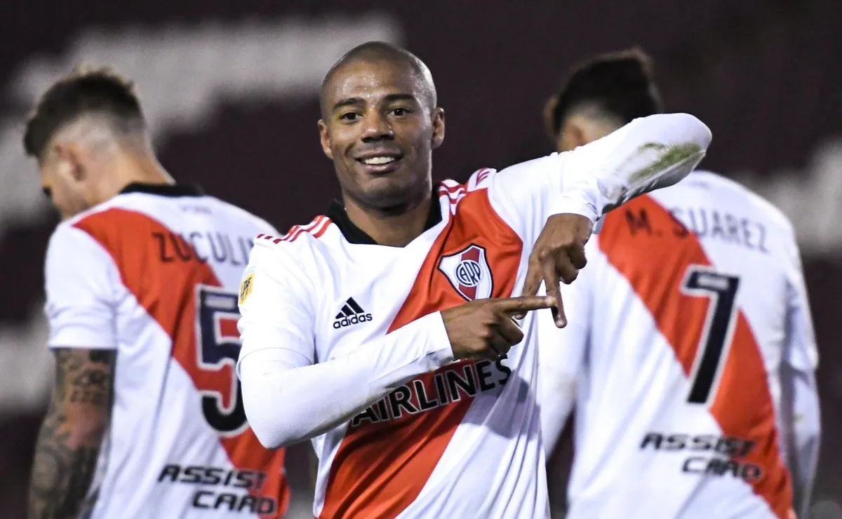 Zuculini y De la Cruz por duplicado los goleadores de la noche.