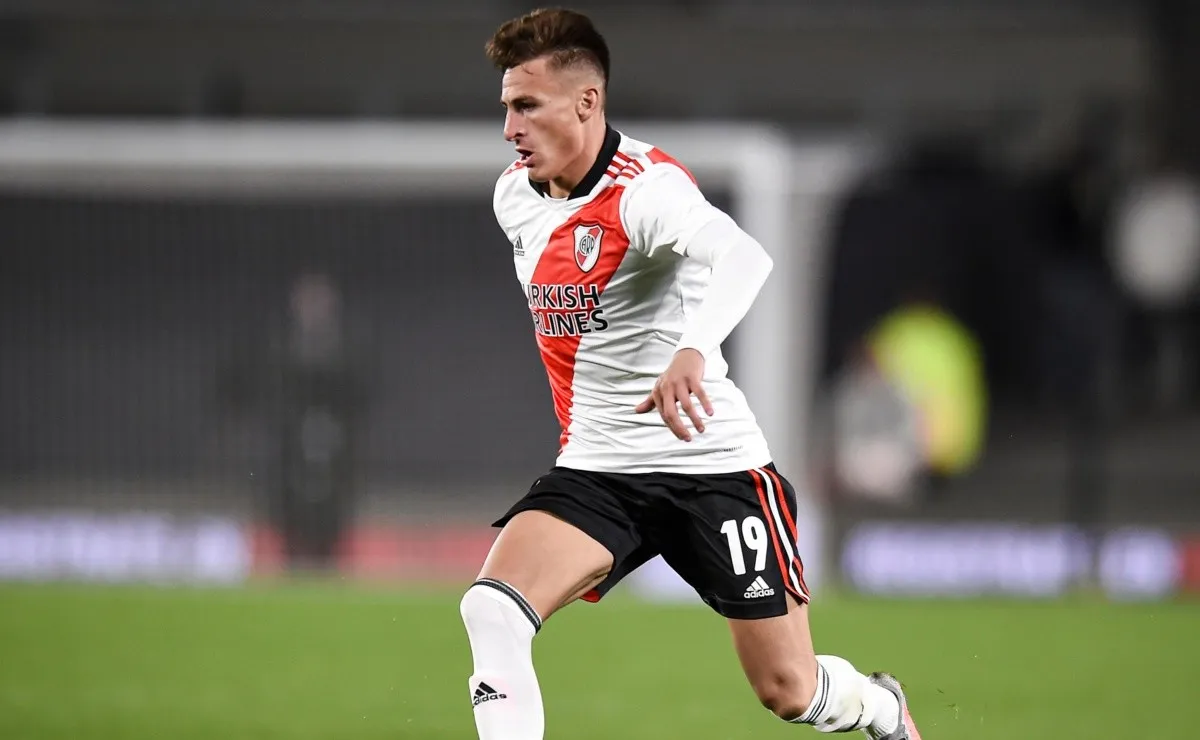 River recibe a Unión de Santa Fe por la segunda fecha de la Liga Profesional en el Monumental y vas a poder vivirlo con los relatos de Atilio Costa Febre.