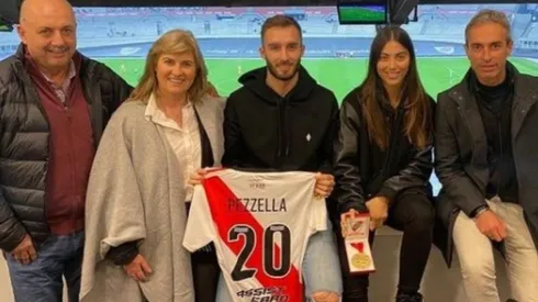 Germán Pezzella estuvo junto a su familia en el Monumental.