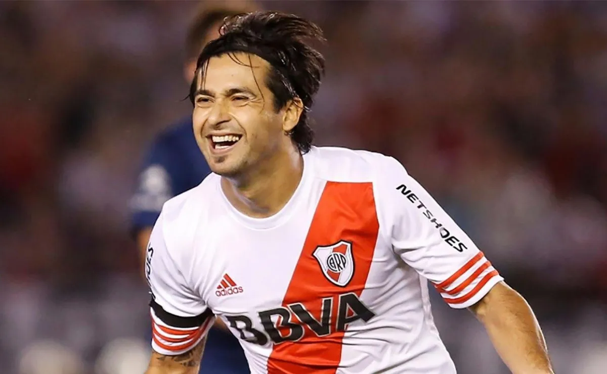 El volante le puso punto final a su etapa como jugador profesional.