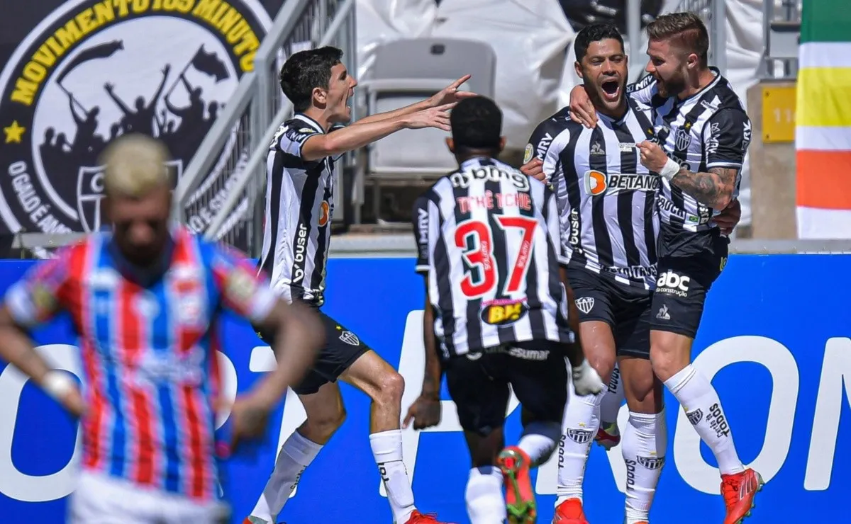 Atlético Mineiro, próximo rival de River en la Copa Libertadores, le ganó 3 a 0 a Bahía por la fecha número 13 del Brasileirao con dos goles de Hulk y otro de Nathan.