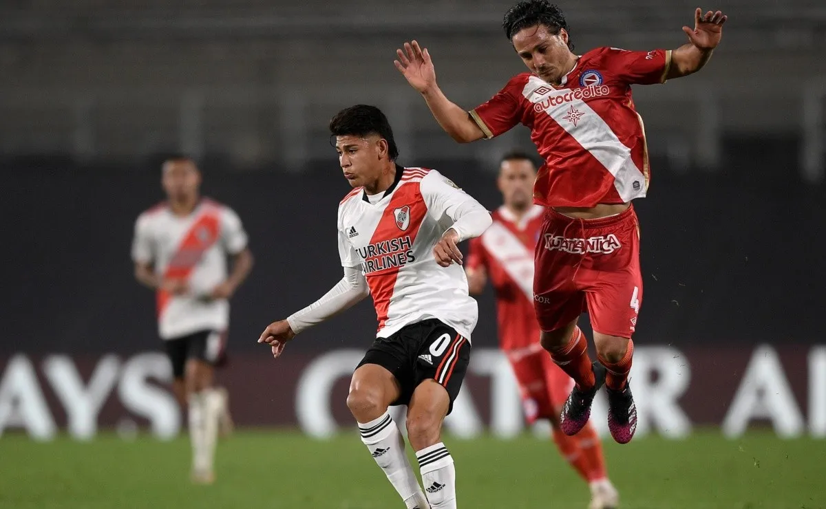 River Plate enfrenta a Argentinos Juniors por la Copa Libertadores