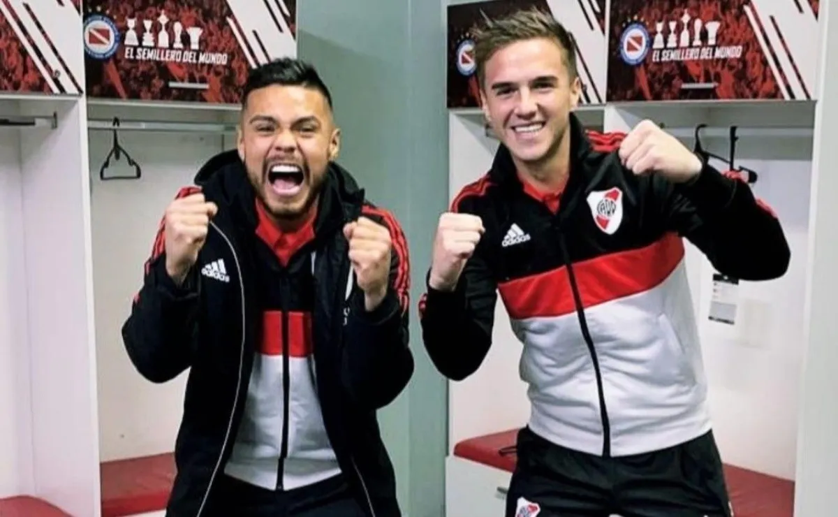 Paulo Díaz y Agustín Palavecino bromearon dentro del vestuario de Argentinos Juniors