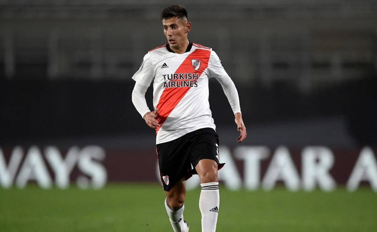 Fabrizio Angileri podría ir al banco de suplentes en el duelo entre River y Colón por la primera fecha de la Liga Profesional, su lugar lo ocuparía Milton Casco.