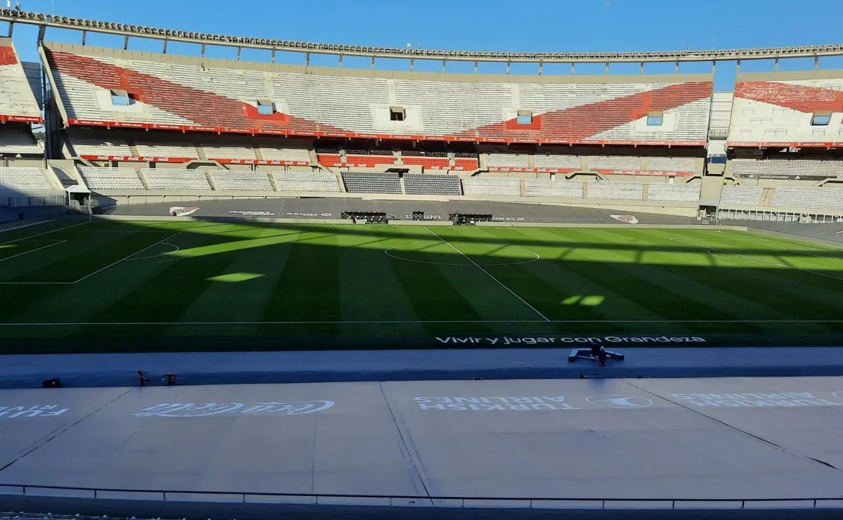 Se proyecta que en un mes estarían terminadas las obras en las tribunas altas