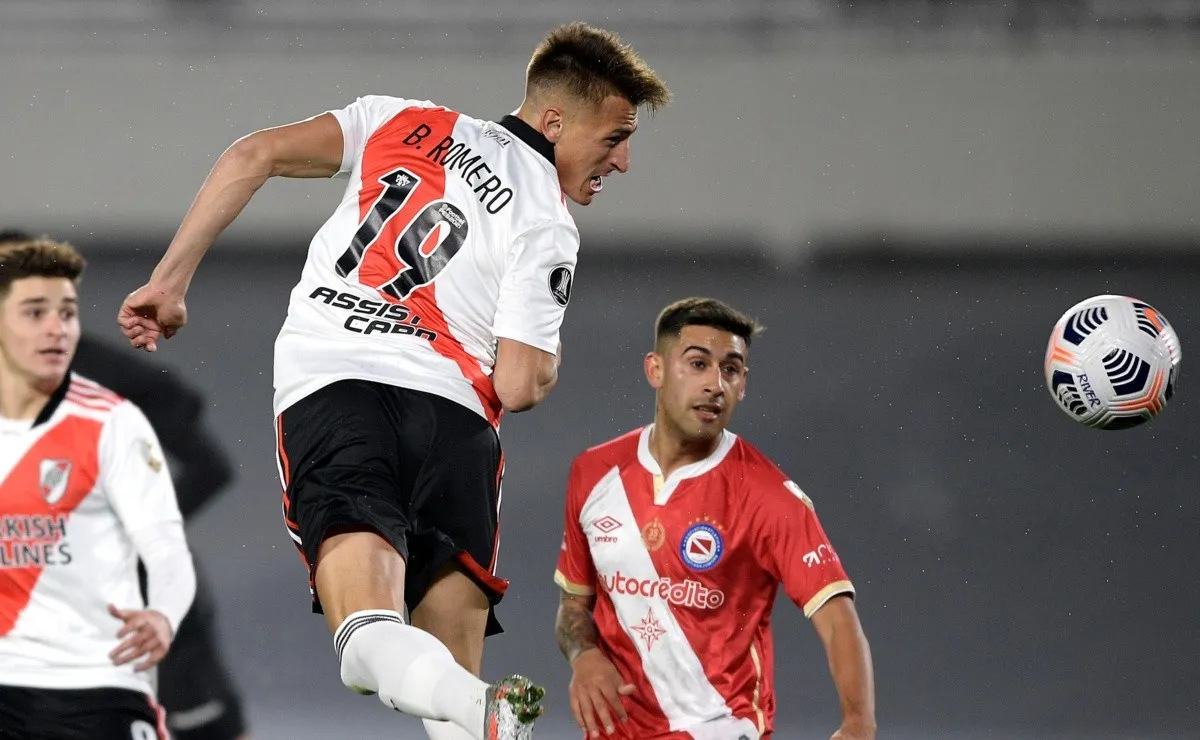 Braian Romero cumplió con un debut más que aceptable con la camiseta de River