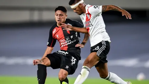 El futbolista de 18 años podría ser comprado por un grupo empresario para luego ser cedido a River.