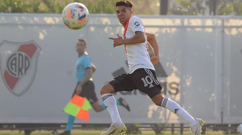 Tomás Galván, enganche de la Reserva que ya tuvo minutos en Primera y que es seguido de cerca por Marcelo Gallardo.
