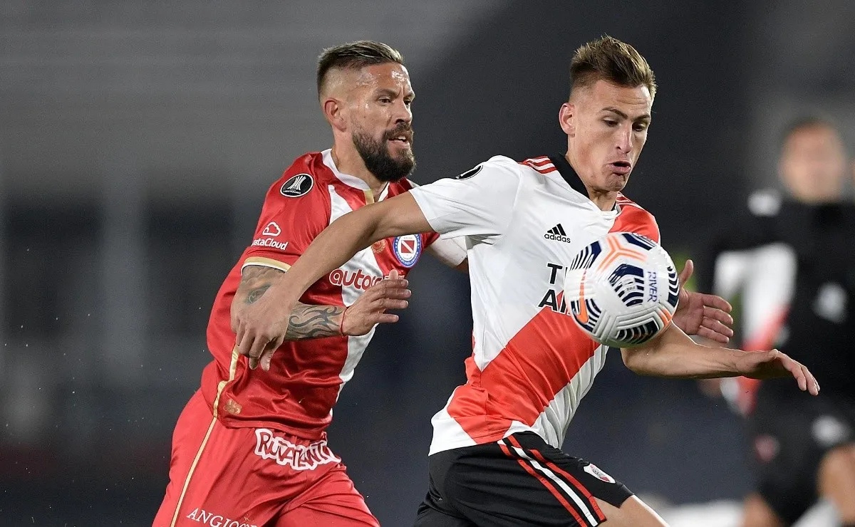 River, obligado a convertir en la cancha de Argentinos.